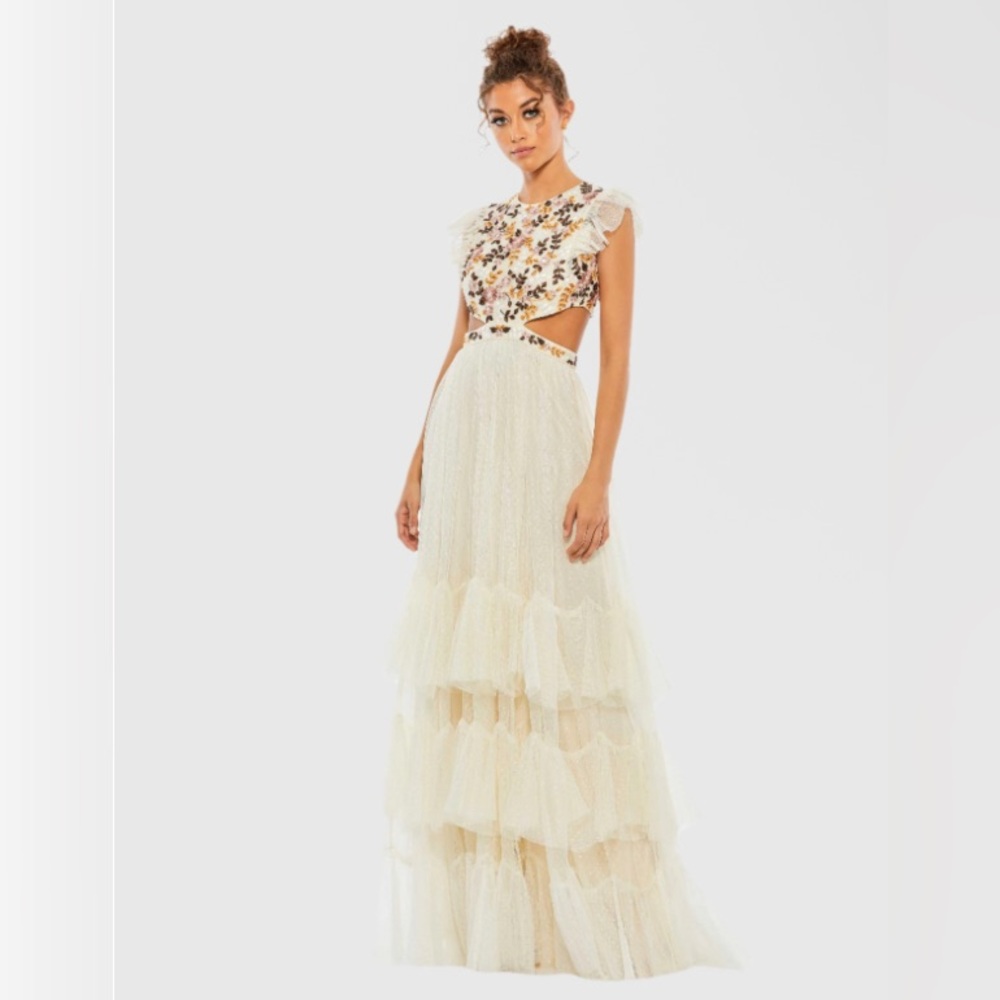 NWT Mac Duggal Floral Cream Maxi Dress